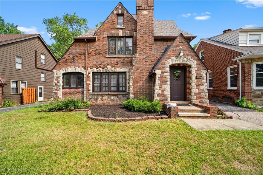 Welcome to 3419 Superior Park Drive. This charismatic all brick tudor nestled in world renowned Cain Park district has so much to offer. Upon entering you'll find the beautiful historical integrity that Cleveland Heights in known for. The oversized living room offers ample natural light, original hardwood floors, wood trim finishes, and a large fireplace with recently added blower. The first floor continues to openly flow to the generously sized dining room that offers ornate built ins, an all wood and slate floor den/study followed by a delightful sunroom that would make for a great morning retreat area to enjoy yoga or a quiet cup of coffee. The downstairs is completed by an open concept kitchen with a breakfast bar, new stainless steel appliances and sky lights to once again offer in more of that natural light. Heading upstairs you'll find 3 large bedrooms and full bath. The third floor is completely finished and can be used a master suite with ensuite full bath and office.  
Wrapping up the tour don't forget the finished basement! This space has endless possibilities, whether you choose to use it as a theatre room, playroom, workout or social gathering space you can't go wrong! The basement also offers a laundry room, workshop, and two other rooms for extra storage space. Schedule your showing today!! 
(Updated boiler 2021, appliances 2023/24, exterior trim paint 2024, Driveway seal to be done before closing. Property will be POS compliant)