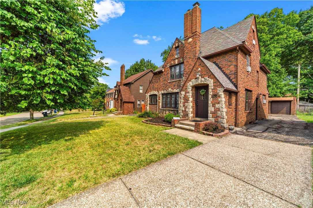 Monroe - Residential