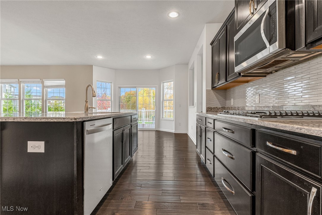 Reserve/River Oaks Sub Ph 1 - Residential