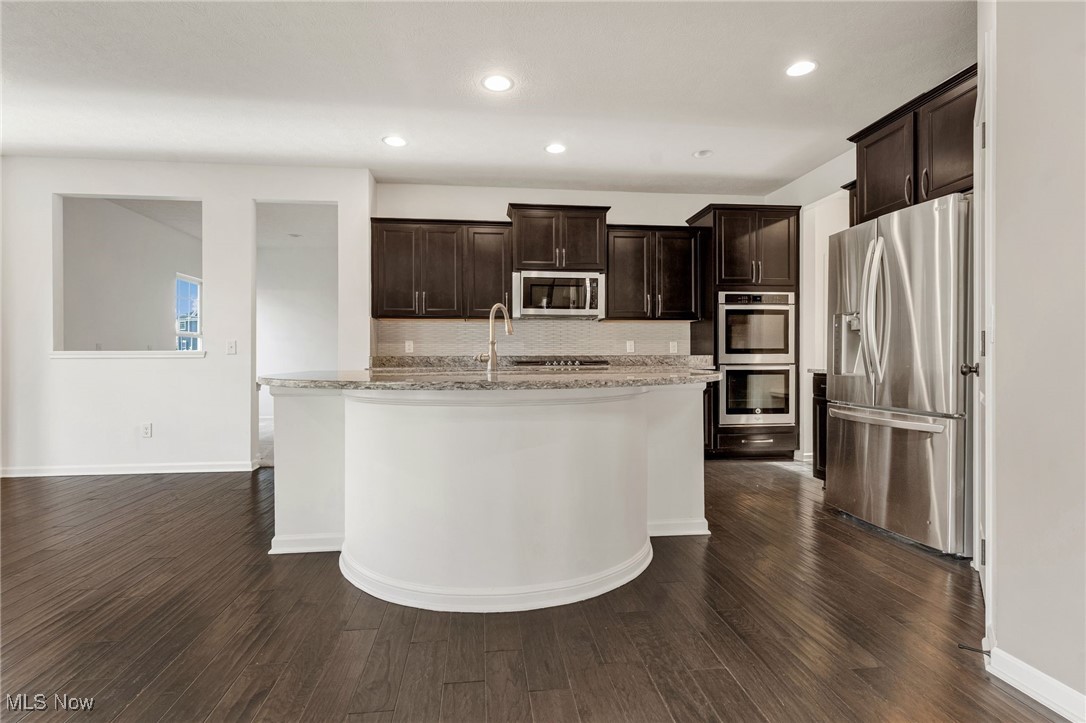 Reserve/River Oaks Sub Ph 1 - Residential