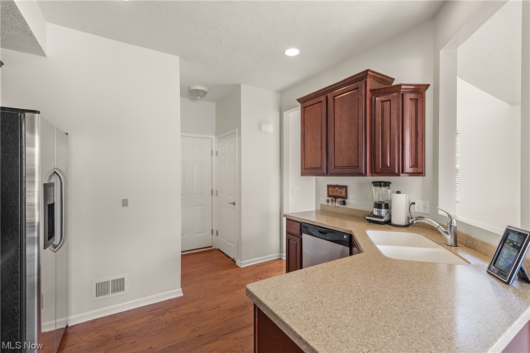 Montrose Park - Residential