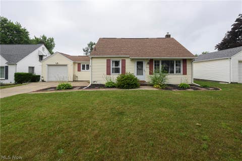 Homes For Sale - 4200 2nd Street<br/> Canton, OH 44708