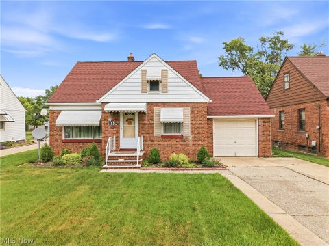 Homes For Sale - 839 E 260th Street<br/> Euclid, OH 44132