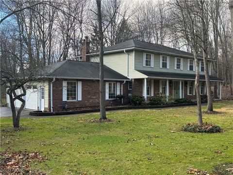 Homes For Sale - 14280 Sweetbriar Lane<br/> Novelty, OH 44072