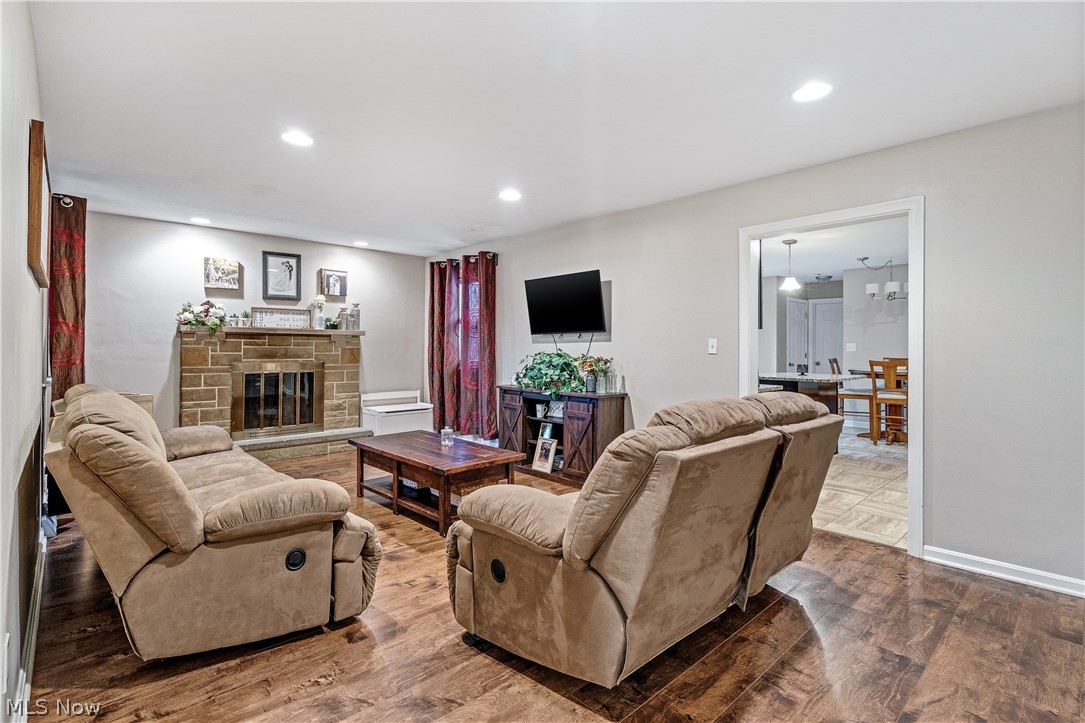 Hitchcock Heights - Residential