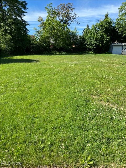 3315 Yorkshire Road Cleveland Heights OH 44118