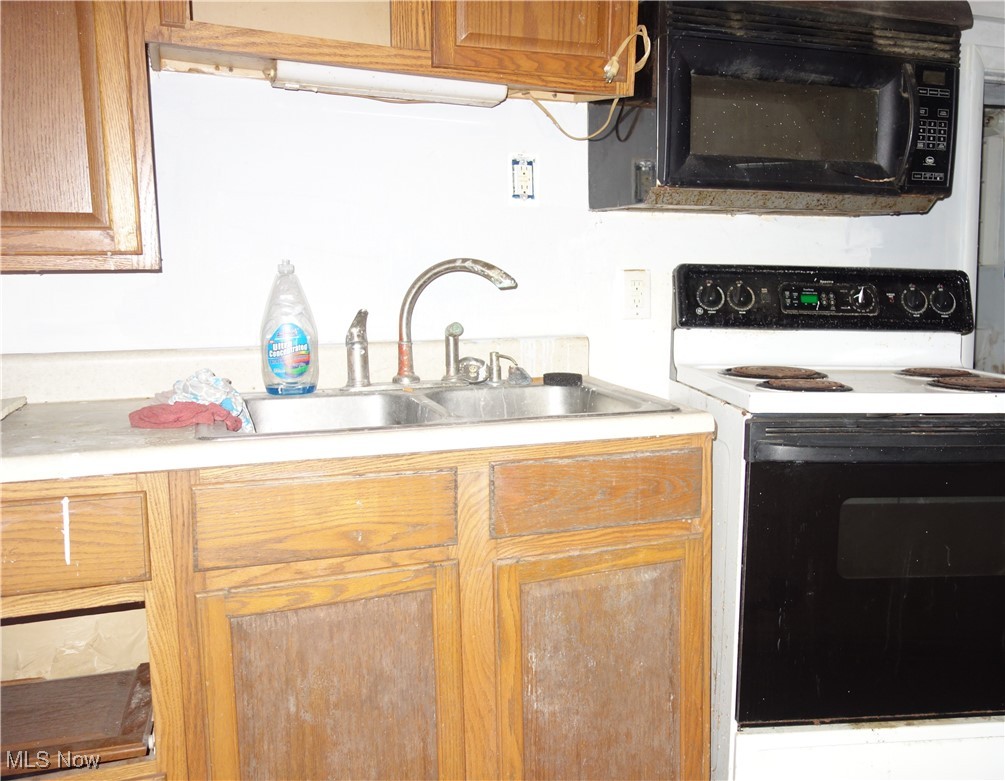 Village/Manchester - Residential Income