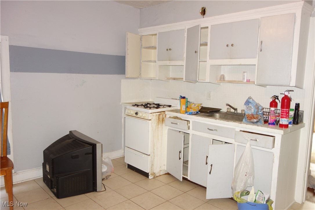 Village/Manchester - Residential Income