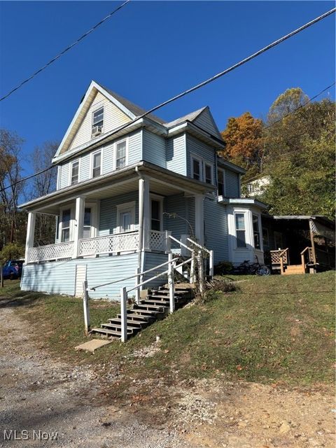 1325 Boyce Avenue Wellsville OH 43968