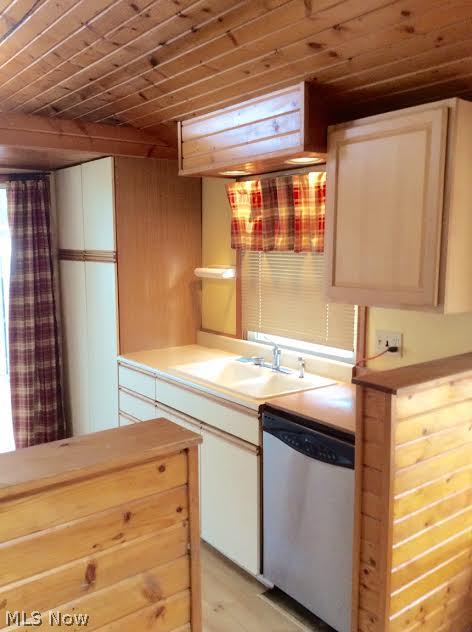 Stow - Residential Lease