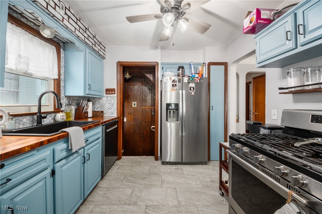 H A Stahl Props Cos Ridgewood - Residential