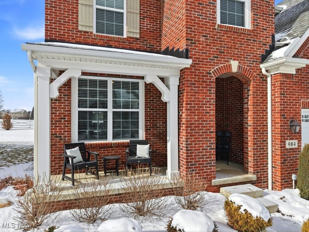 Photo of 984 Hawkin Lane, Aurora, OH 44202 (MLS # 5183536)