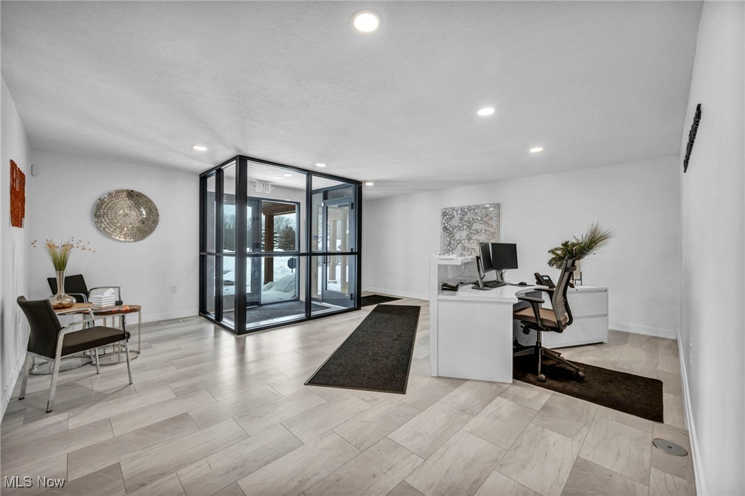 1929 E Royalton Road