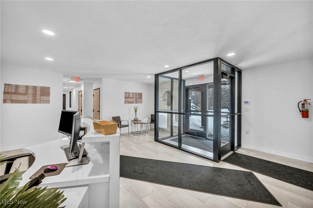 1929 E Royalton Road