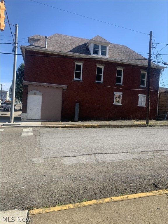 Just a few blocks sway from Route 30/ Open your business or office!
Three lots- Plenty of parking-- Many opportunities available