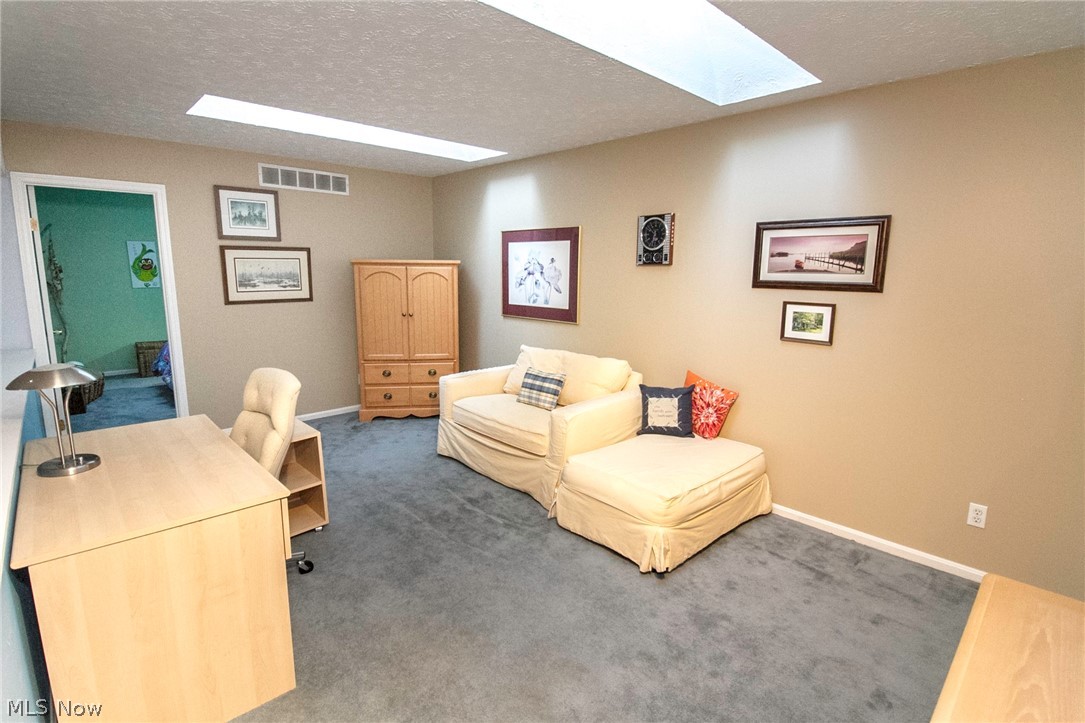 Lockwood Ridge Condo - Residential