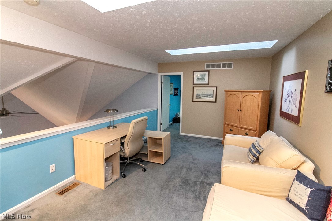 Lockwood Ridge Condo - Residential