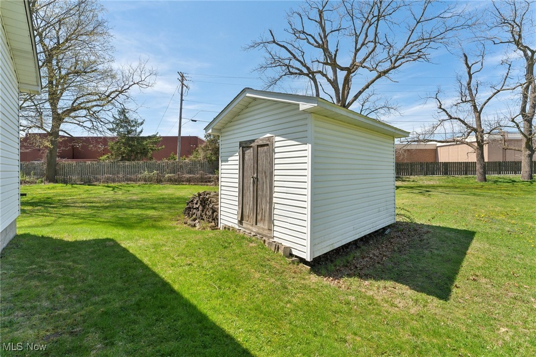 7977 Johnnycake Ridge Road, Mentor, Ohio image 29