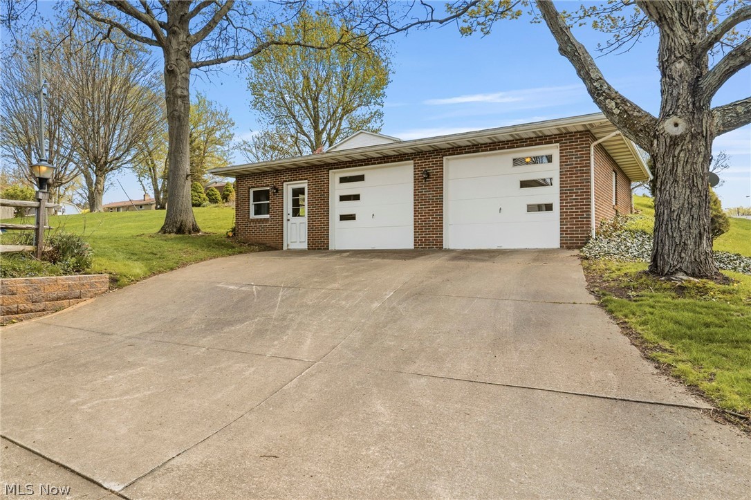 Holly Hills - Residential