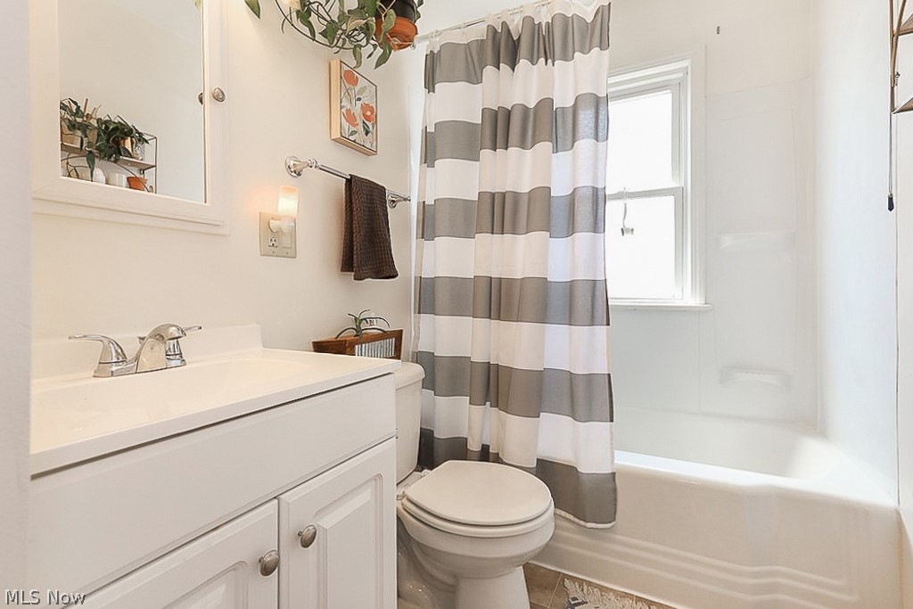 H A Stahl Props Cos Ridgewood - Residential