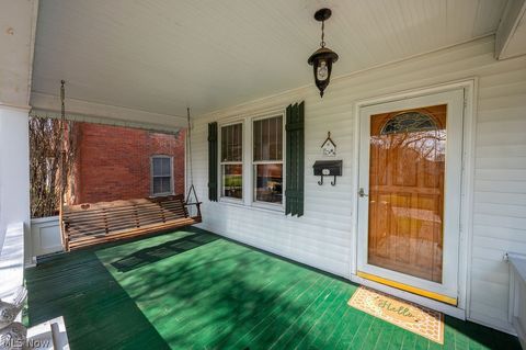 Tiny photo for 708 N 7th Street, Marietta, OH 45750 (MLS # 5198022)