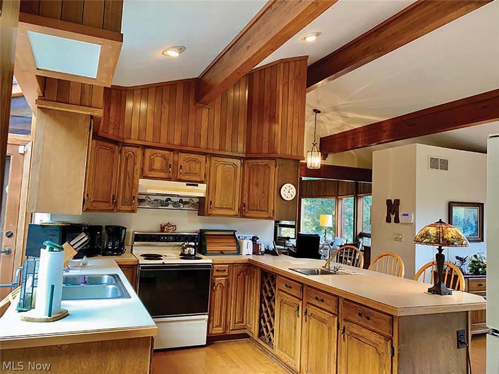 Village/Hartville - Residential