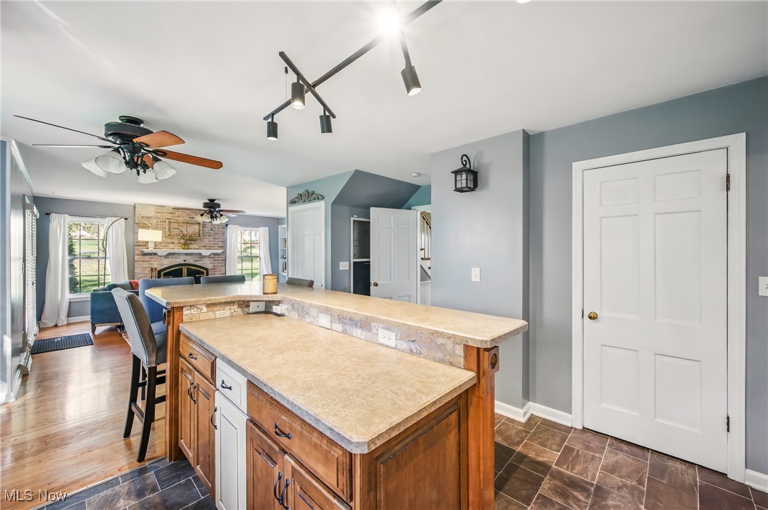 4870 Oak Knoll Drive, Youngstown, Ohio image 12