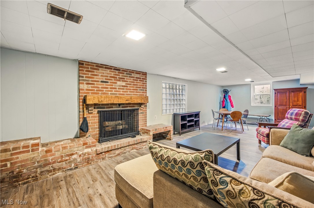 4870 Oak Knoll Drive, Youngstown, Ohio image 38