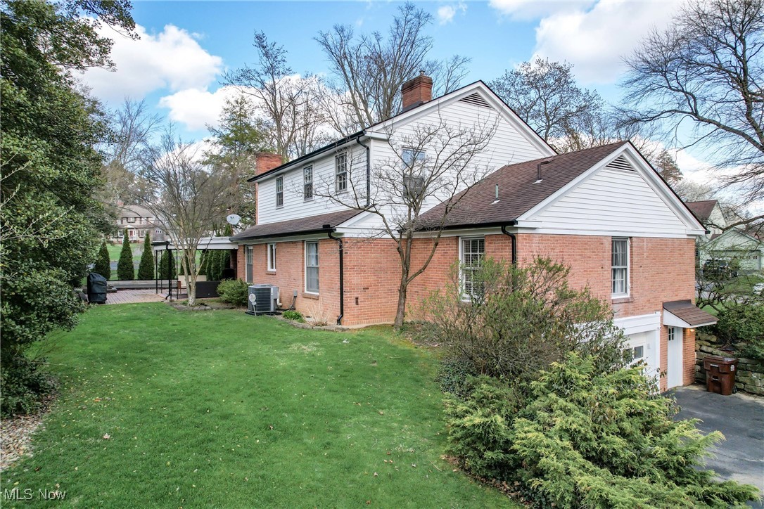 4870 Oak Knoll Drive, Youngstown, Ohio image 46