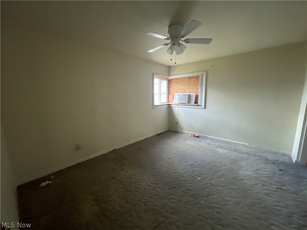 Village/Tiltonsvill - Residential