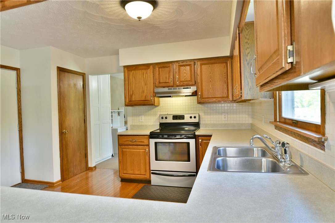 Champion Manor - Residential