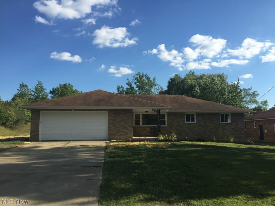 3 BR 1.5 BA home in Seven Hills, OH.