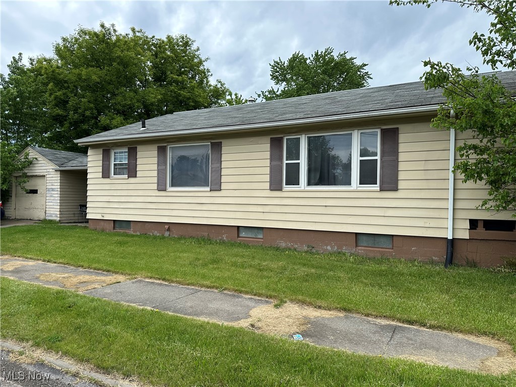 404 N Glenellen Avenue, Youngstown, Ohio image 2