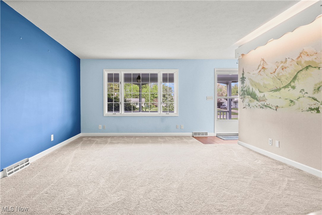 6442 Lockwood Drive, Mentor, Ohio image 27