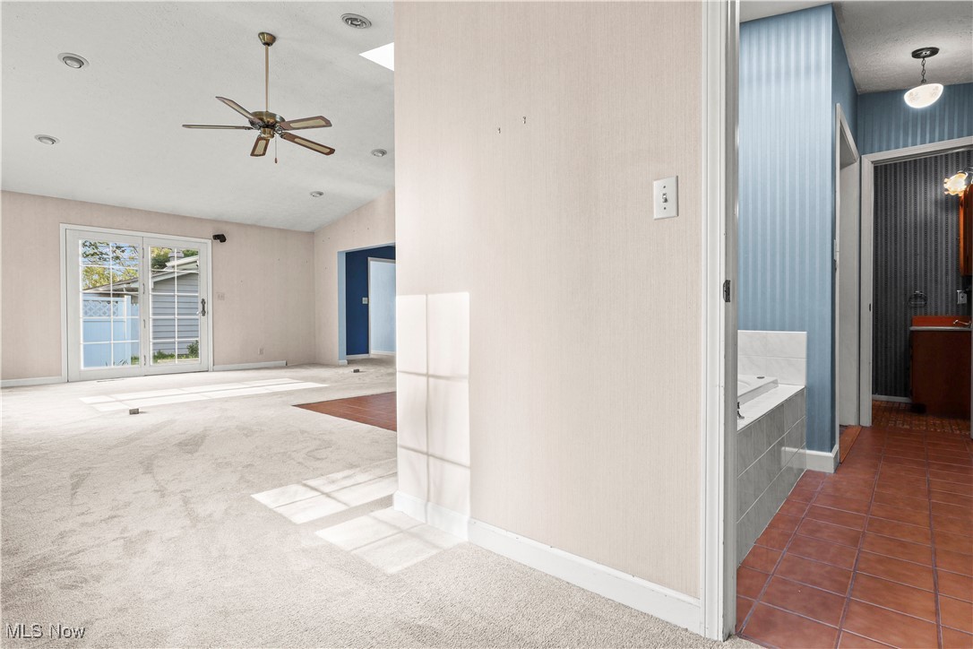 6442 Lockwood Drive, Mentor, Ohio image 19