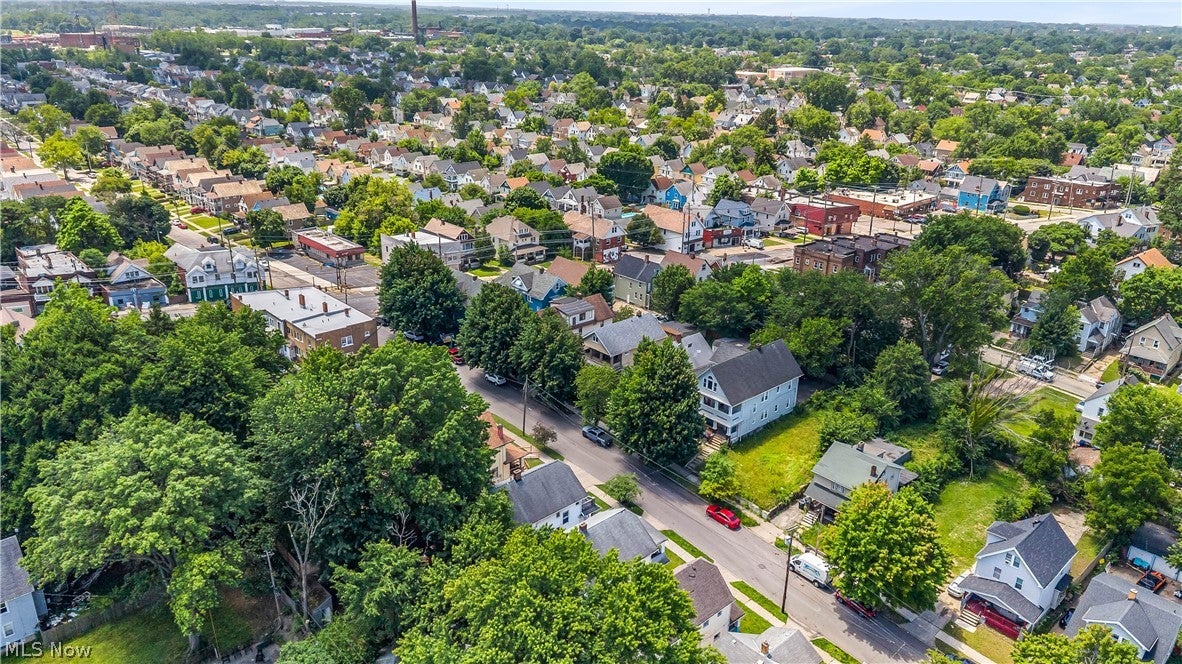 3261 W 88th Street