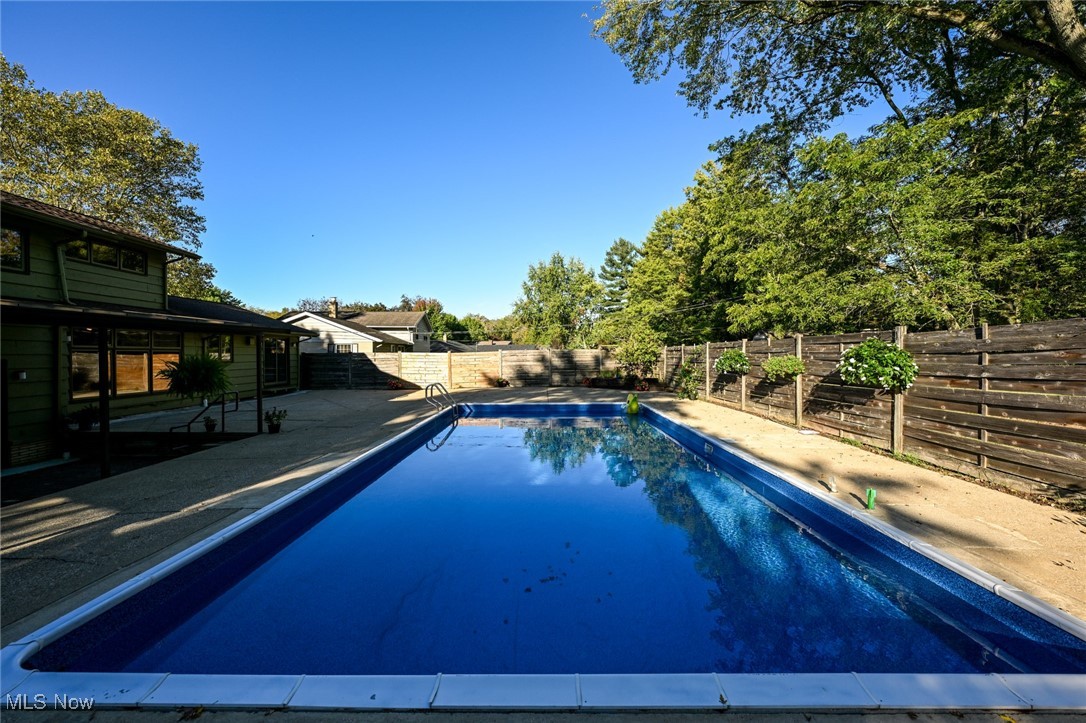 Meadow Ridge - Residential