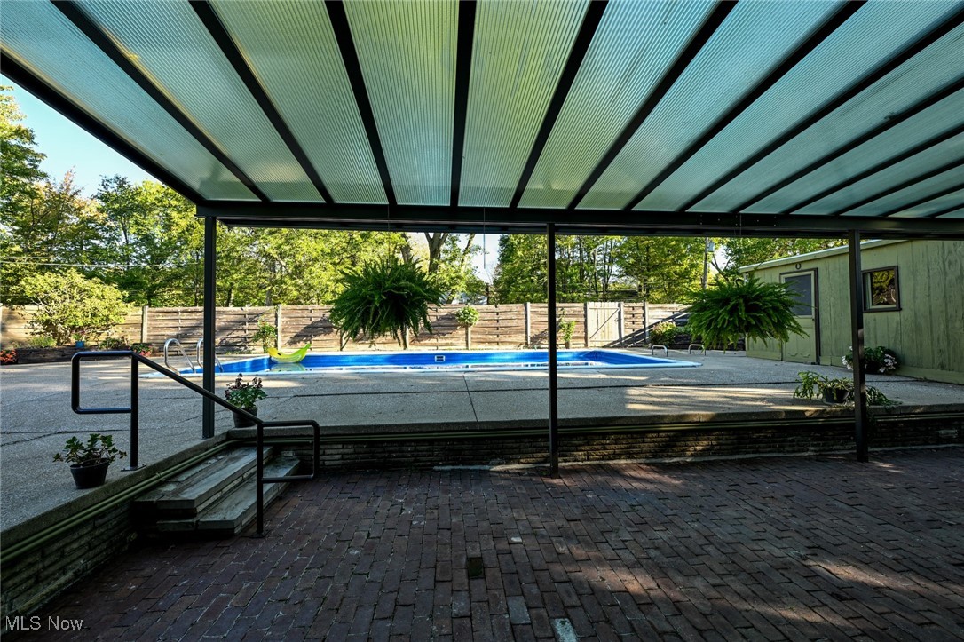 Meadow Ridge - Residential