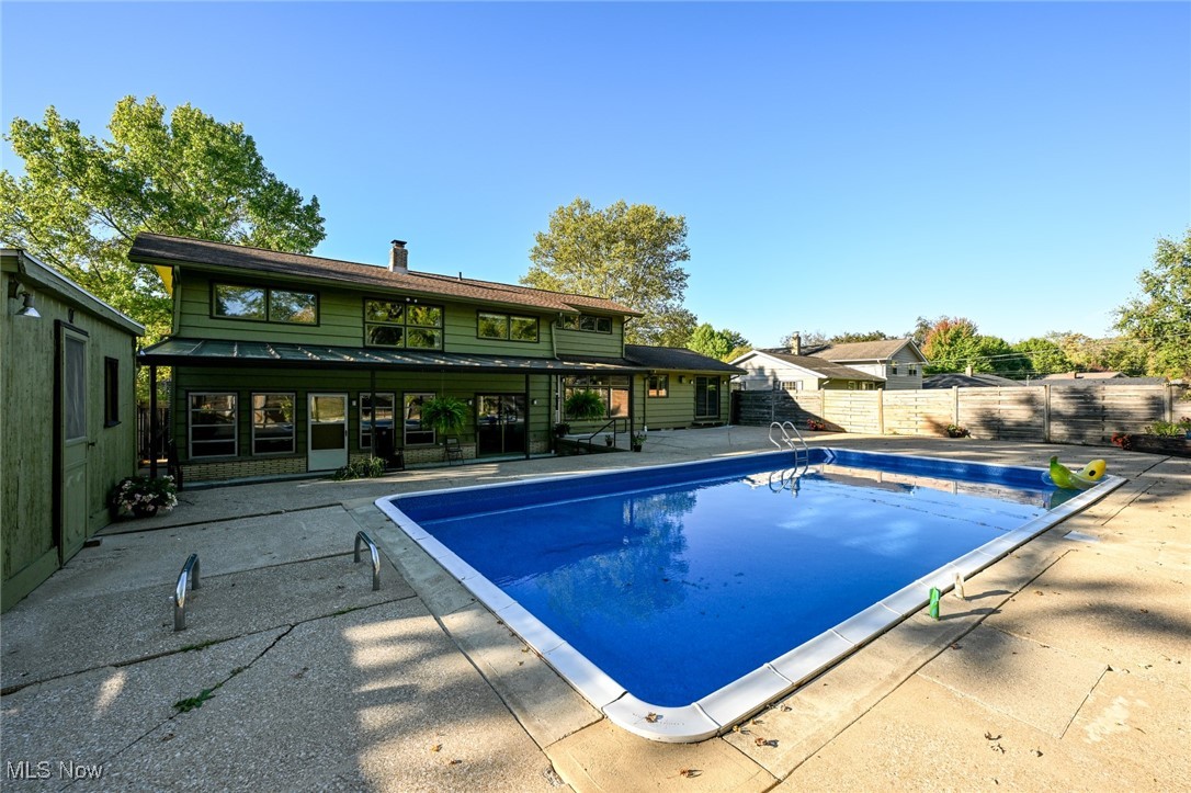 Meadow Ridge - Residential