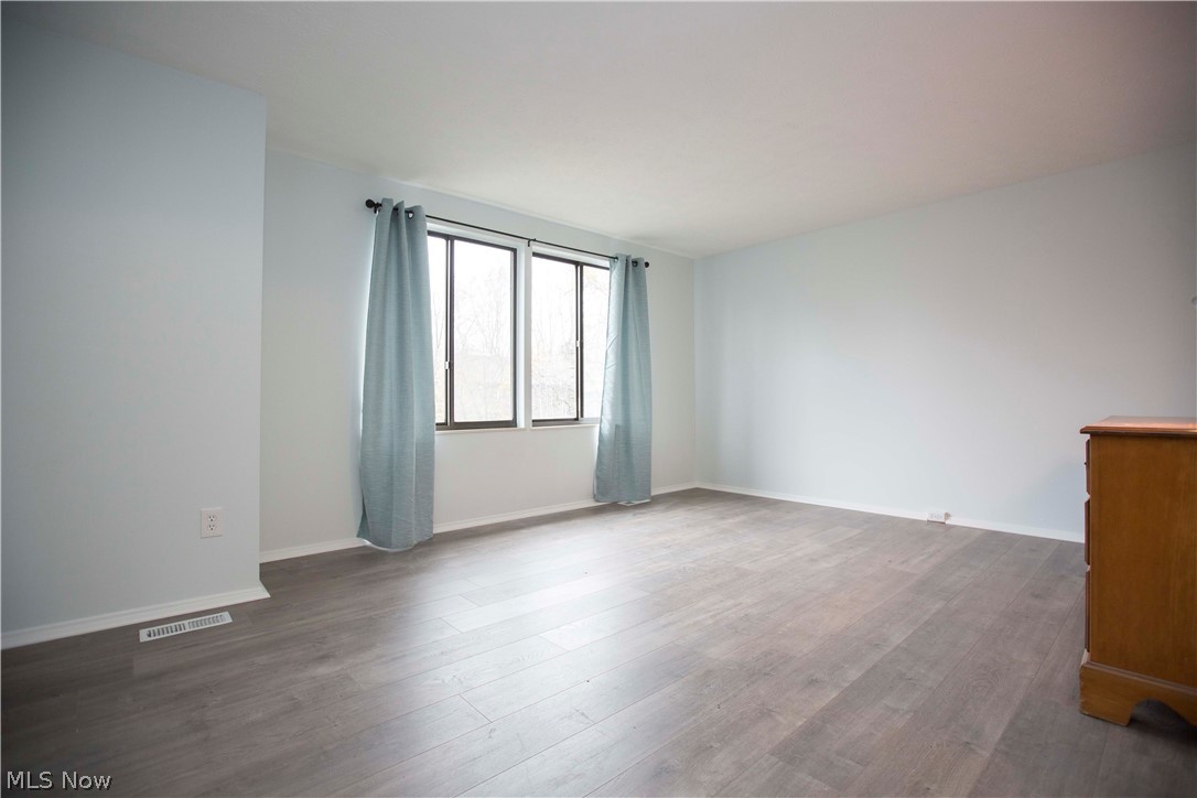 Spinnaker Run Condo - Residential