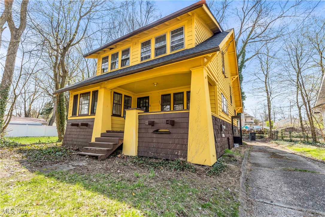 908 Stadelman Avenue, Akron, Ohio image 2