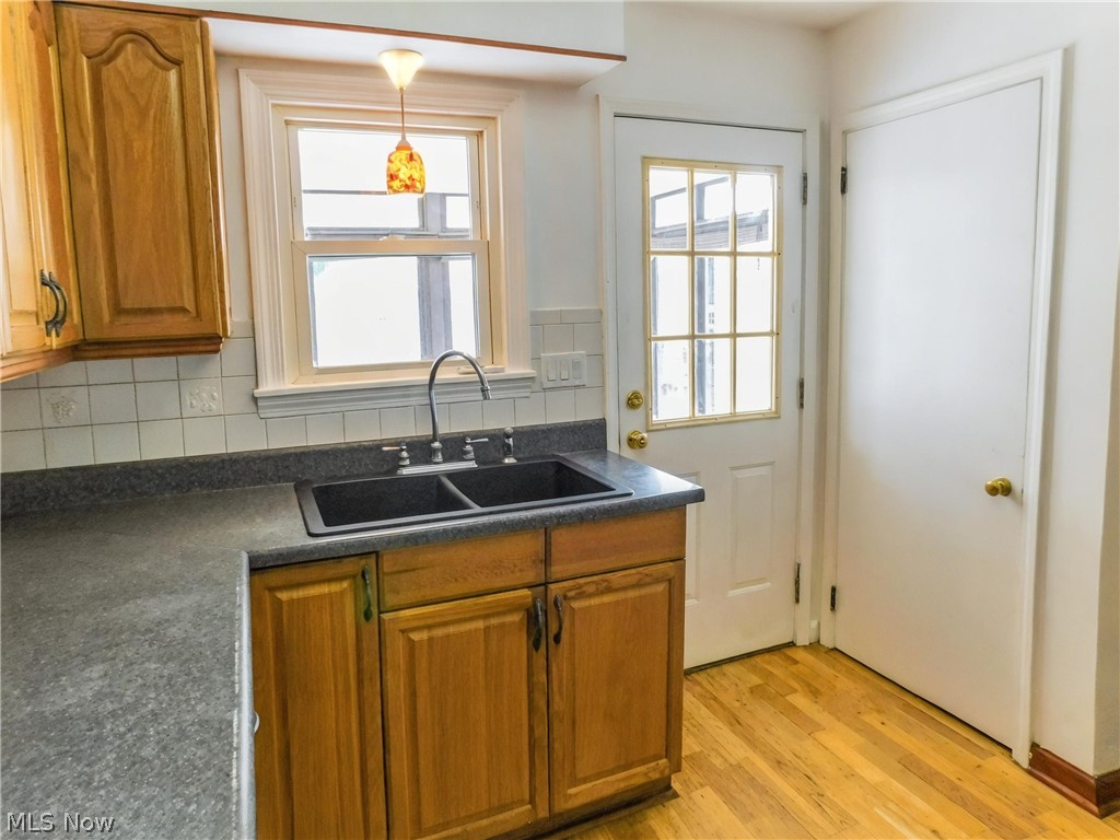 Mentor Headlands Park Sub - Residential