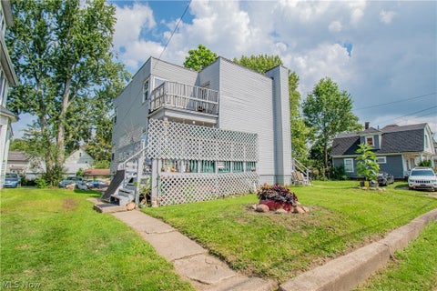 Multifamily For Sale - 1532 Woodland Avenue<br/> Canton, OH 44703