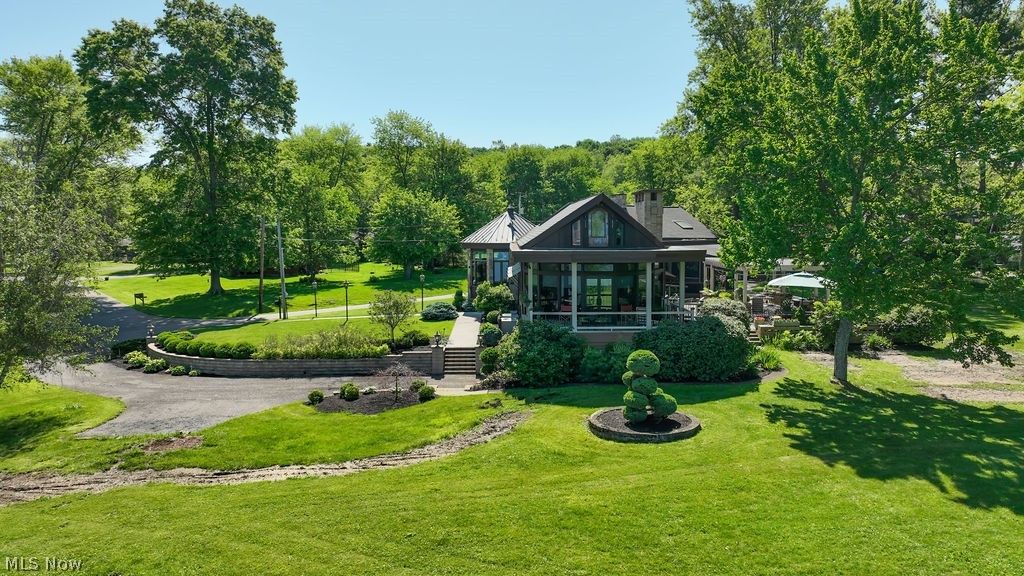 Photo of 2009 Lakewood Road SW, Sherrodsville, OH 44675 (MLS # 5205721)