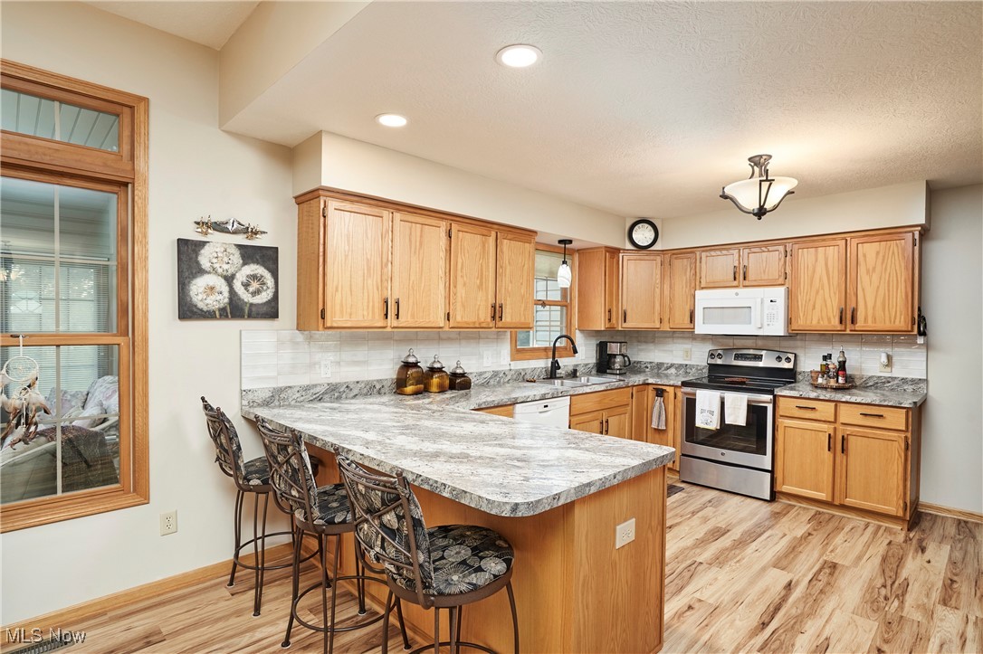 827 Cartier Drive, Canal Fulton, Ohio image 6