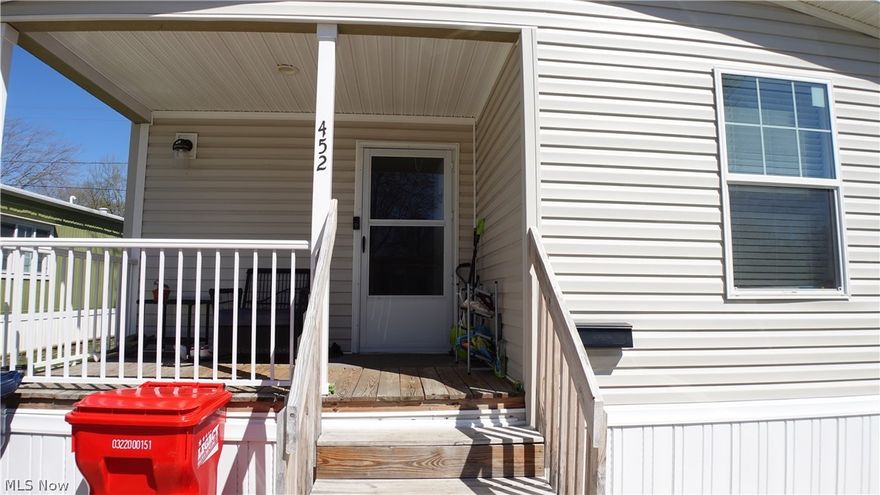 Welcome to your new home, comfort and tranquility at an unbeatable price. The open layout of this home allows you to experience modern living and utilize the amenities nearby. Downtown is just down the road giving you access to local restaurants, coffee, small businesses, and a movie theater. Make the summers more enjoyable with the lake a few minutes away. Amherst school system