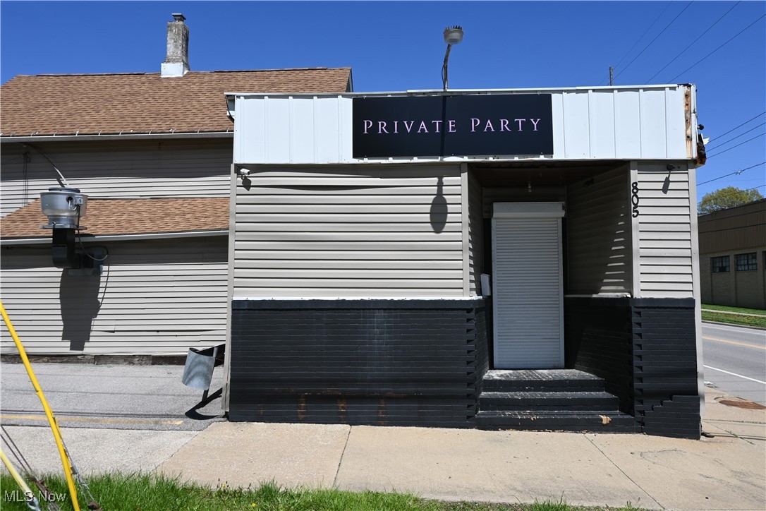 805 Upson Street