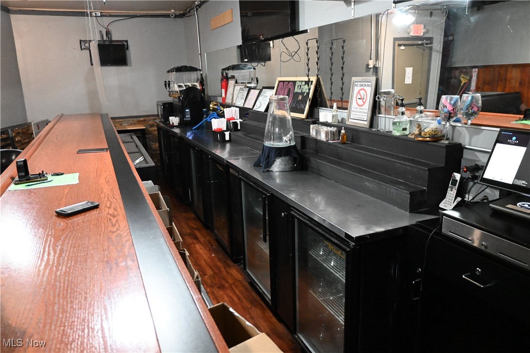 Hall & Smith - Commercial Sale