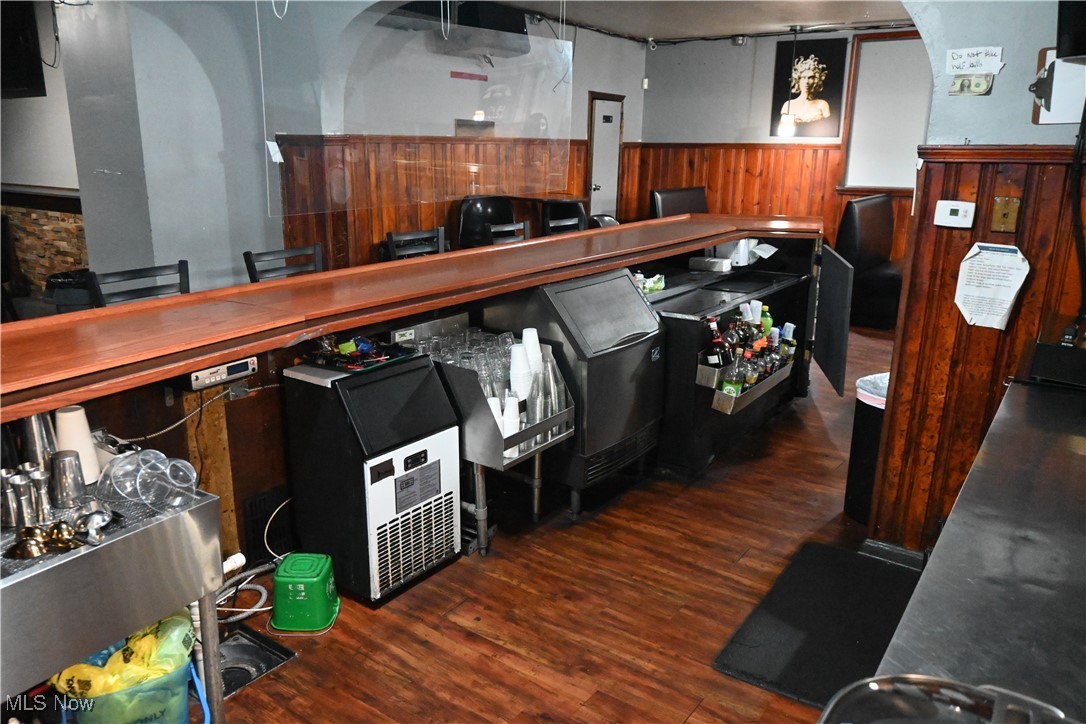 Hall & Smith - Commercial Sale