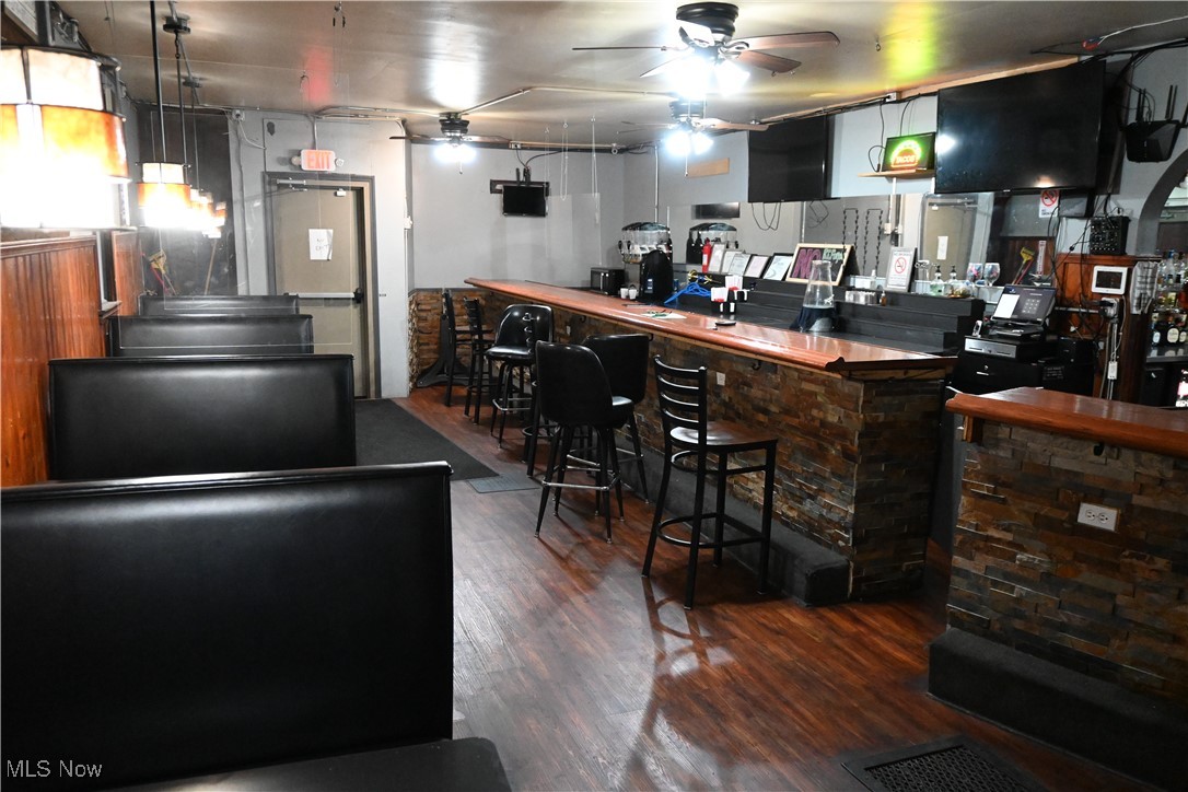 Hall & Smith - Commercial Sale
